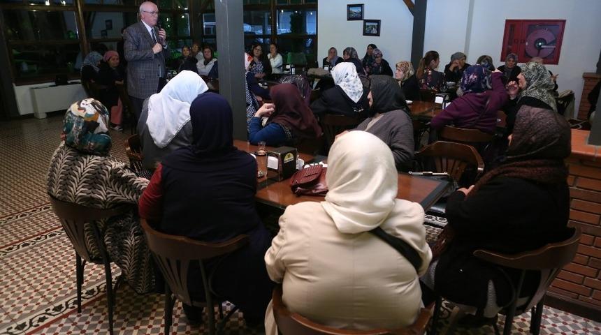 Başkan Kazım Kurt, G&uuml;ndoğdulu kadınlarla bir araya geldi