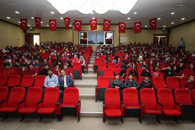 Hacılar’da bağımlılıkla mücadele semineri düzenlendi