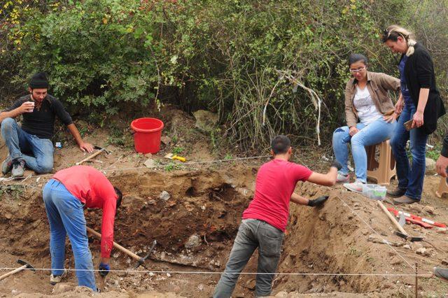 Şeftali bahçesinden Roma dönemi kilisesi çıktı