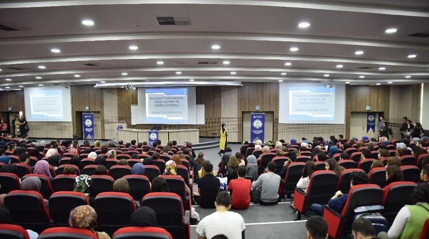 SA&Uuml;&rsquo;de &ldquo;Hedef Koyma ve Doğru Strateji&rdquo; adlı konferans d&uuml;zenlendi