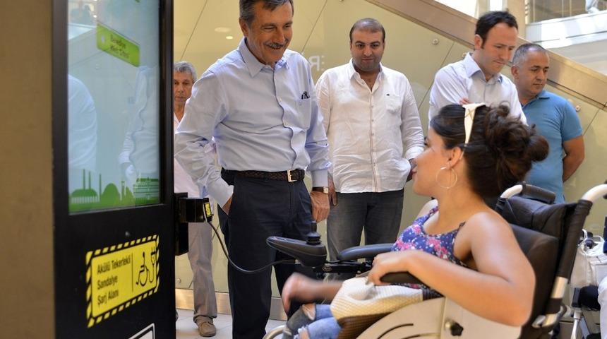 Şarj istasyonları engellilerin hayatını kolaylaştırıyor