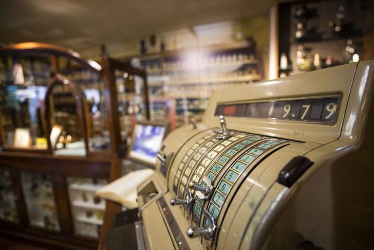 Atatürk'ün Eczanesi müze olarak açıldı  G2