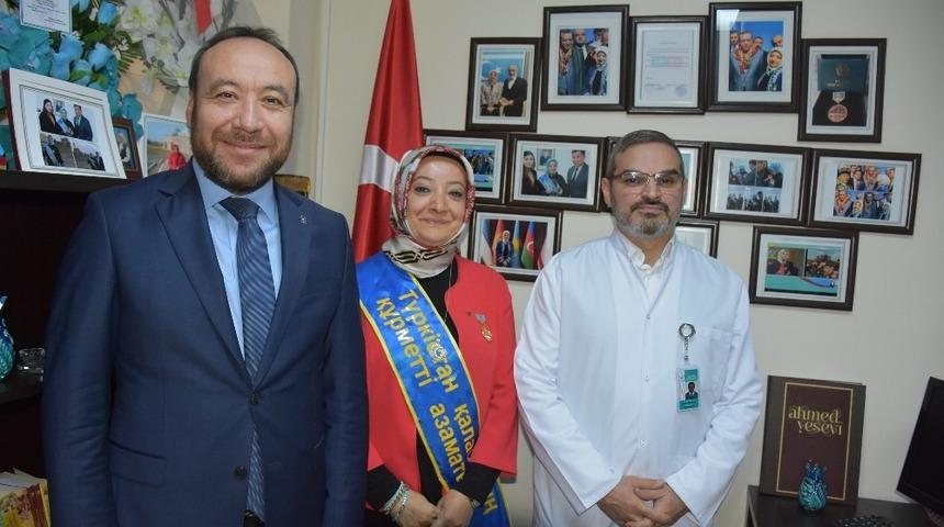 Başkan Dağdelen: "Fatma hanım g&ouml;n&uuml;llere dokunan bir insan"