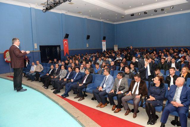 Oyun Bozan Türkiye konferansına büyük ilgi