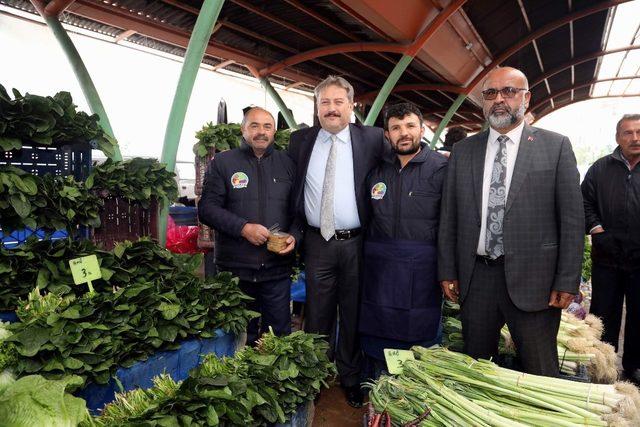 Başkan Palancıoğlu’ndan pazar esnafına sürpriz