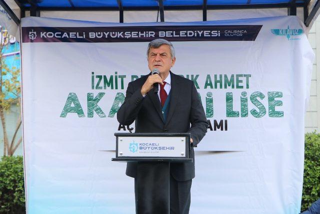 Dr. Sadık Ahmet’in adı lisede yaşayacak