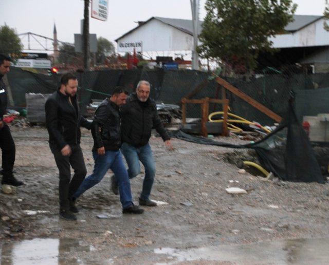 Önce intihara kalkıştı sonra gözyaşlarına boğuldu