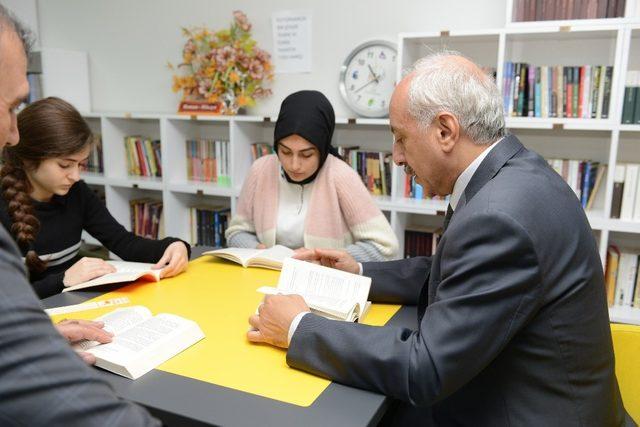 Çorum belediyesi’nden 40 okula Z kütüphane