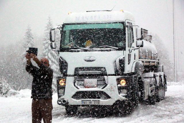 Bolu'nun yüksek kesimlerine ilk kar düştü (3)