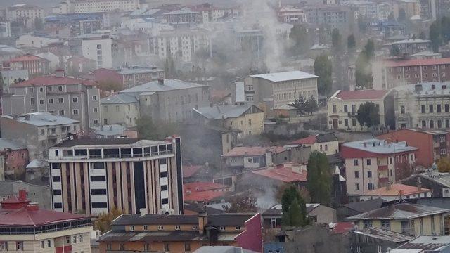 Kars’ta havaların soğudu, sobalar yanmaya başladı