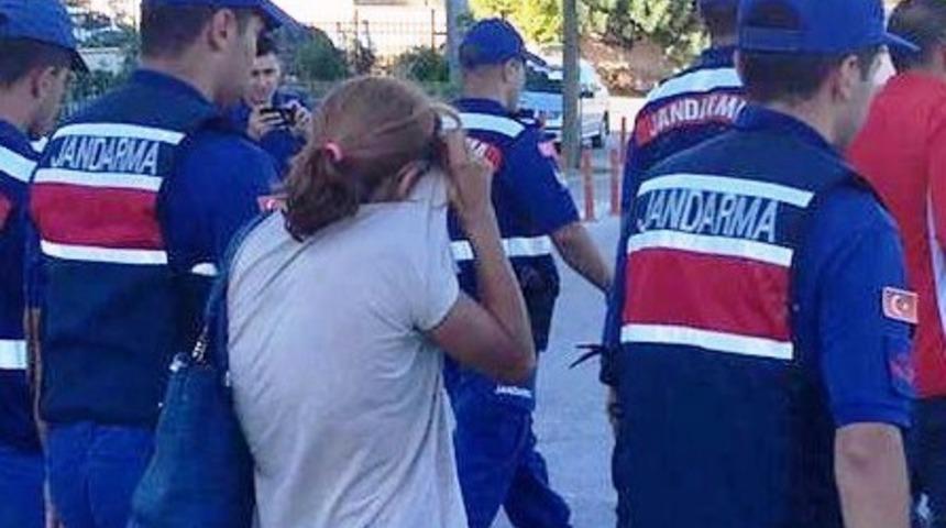 Jandarmadan uyuşturucu tacirlerine su&ccedil;&uuml;st&uuml;