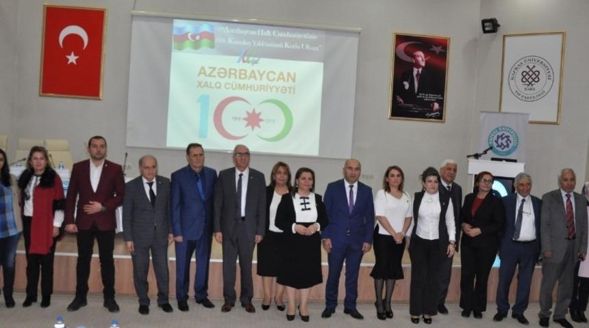 KA&Uuml;&rsquo;de &ldquo;Ge&ccedil;mişten G&uuml;n&uuml;m&uuml;ze Azerbaycan Cumhuriyeti&rdquo; paneli