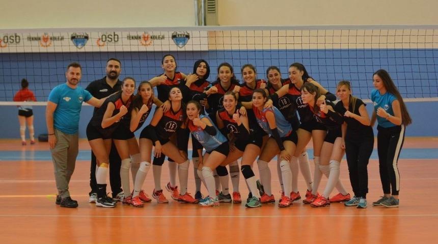 Kayseri OSB Teknik Koleji Atletikspor ma&ccedil;a hazır