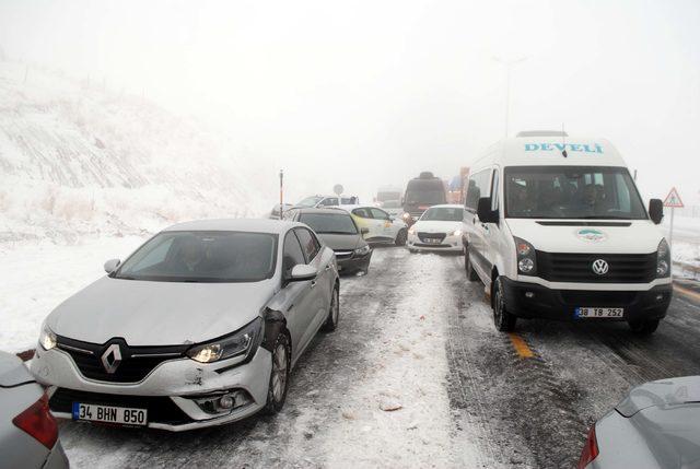 Erciyes'te sezonun ilk kar kazası