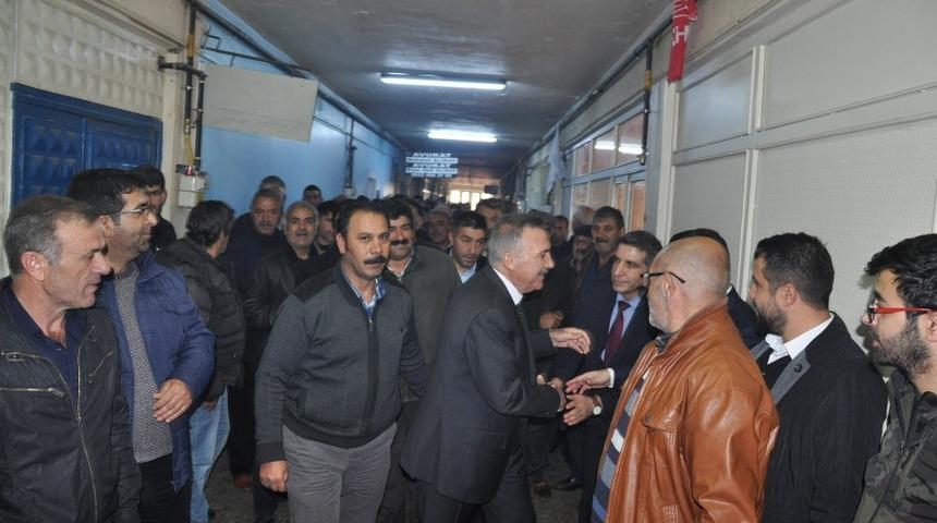 Alibeyoğlu CHP&rsquo;den belediye başkanlığı aday adaylığını a&ccedil;ıkladı