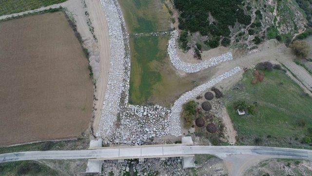 Ezine Gıda İhtisas Organize Sanayi Bölgesi Akçin Çayı ıslah çalışmaları tamamlandı