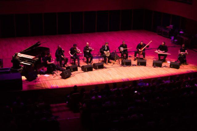  1 Festival İzmir de Burhan &Ouml;&ccedil;al ve İstanbul Oriental Ensemble konseri 4
