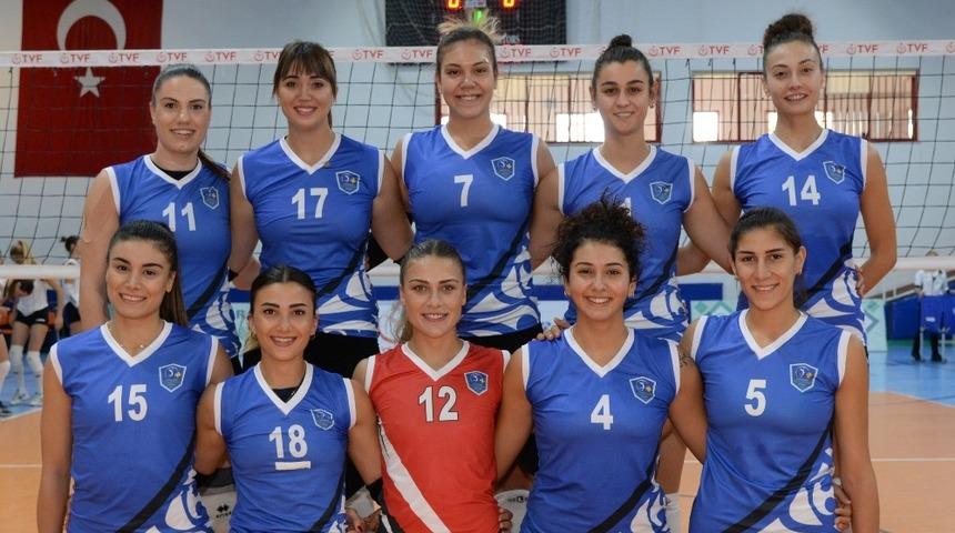 Pursaklar Voleybol İhtisas Takımı, Samsun&rsquo;u 3-0 mağlup etti