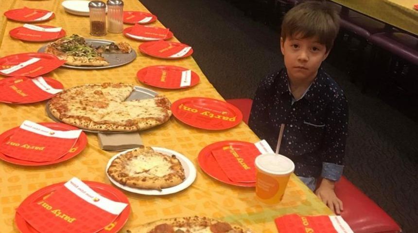 Doğum gününe kimse gelmemişti ama sonra...