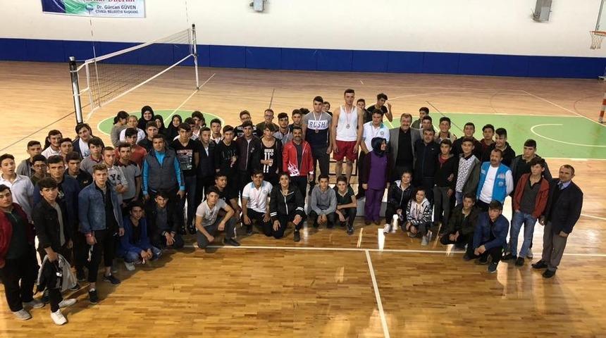 &Ccedil;ivril&rsquo;de bilek g&uuml;reşi turnuvası yapıldı