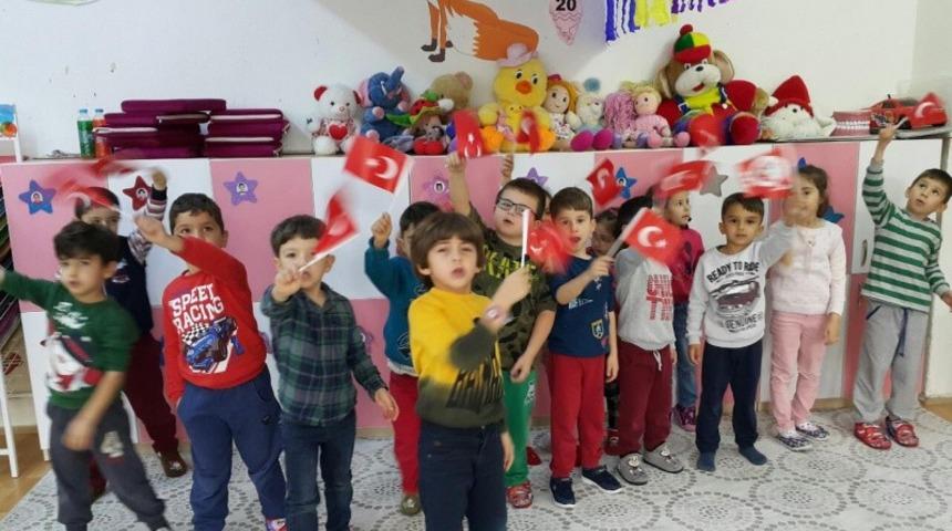 Anasınıfı öğrencilerinin ilk 29 Ekim Cumhuriyet Bayramı heyecanı