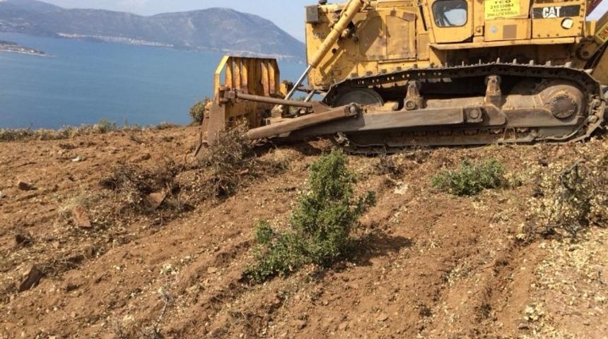 Eğirdir G&ouml;l&uuml;, lavanta bah&ccedil;eleriyle birleşiyor