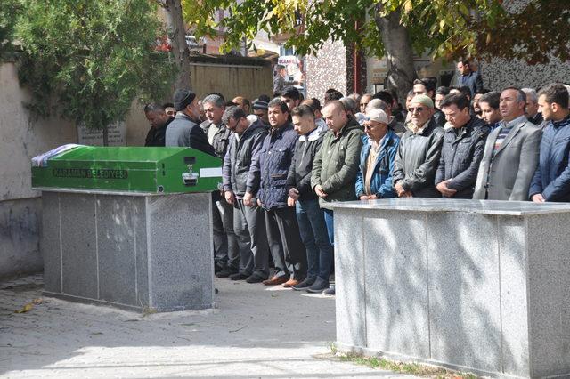 Karaman'da mantardan zehirlenen kadın öldü