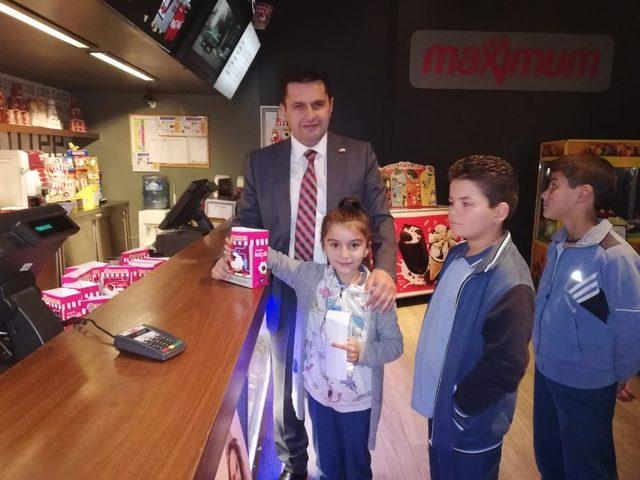 Sinemaya gitmeyen &ccedil;ocuk kalmayacak 1