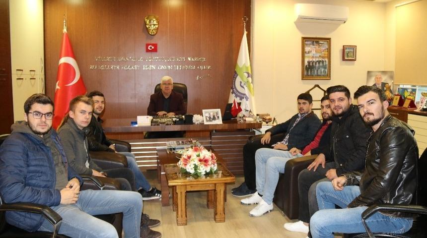 Başkan Y&uuml;ksel Ergeneli asker adaylarını ağırladı