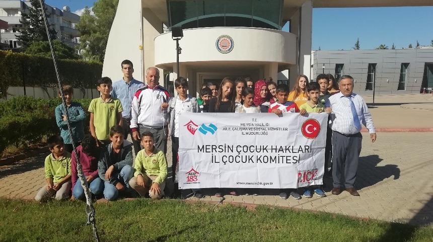 Dezavantajlı &ccedil;ocuklar deniz m&uuml;zesini gezdi