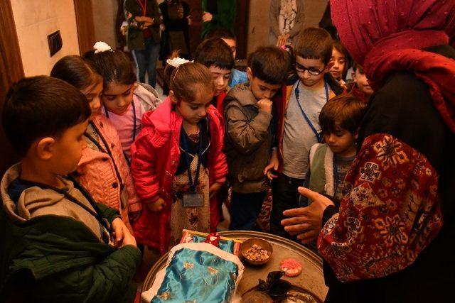 Adıyaman Üniversitesinde masaldan kuklaya etkinliği düzenlendi