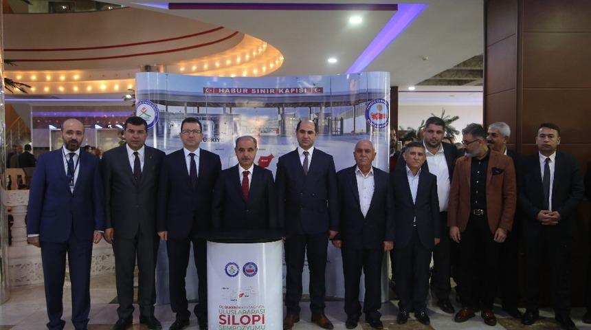 ‘Üç Ülkenin Kavşağında Uluslararası Silopi Sempozyumu’ başladı