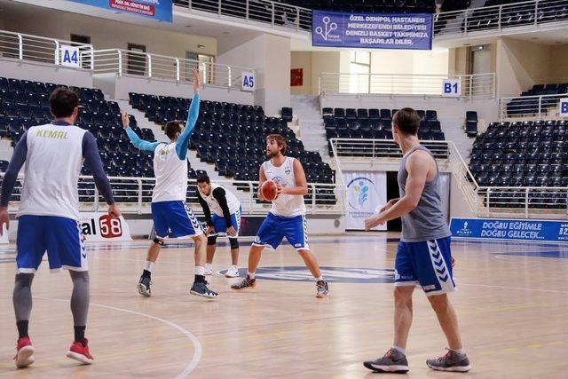 Denizli Basket, ligin ilk maçı için Samsun’a gitti