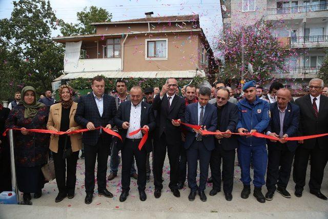 Güldibi Kapalı Pazaryeri törenle açıldı