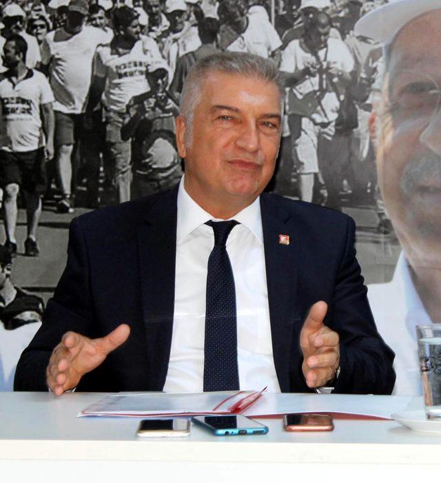 İzmir de, CHP den belediye başkanlığı aday adaylıklarına 337 başvuru 2