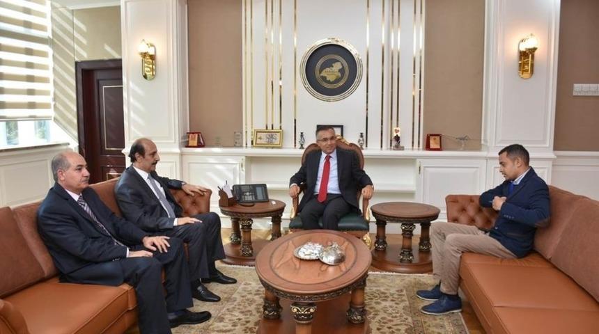 Vali &Ccedil;eber, &Uuml;rd&uuml;n Haşimi Krallığı B&uuml;y&uuml;kel&ccedil;isi Rifaie&rsquo;yi kabul etti