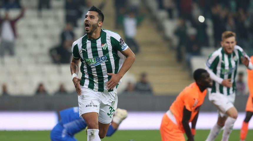 Bursaspor, evinde Alanyaspor'un bileğini büktü: 2-0