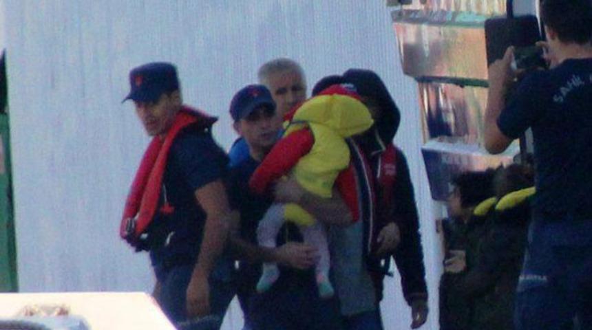 Eşi kayıp diye arıyordu, mülteci teknesinde sevgilisiyle yakalandı