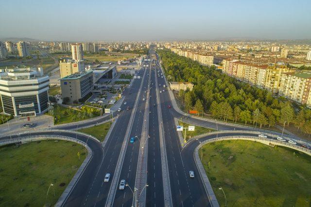 Büyükşehir mesafeleri kısaltıyor