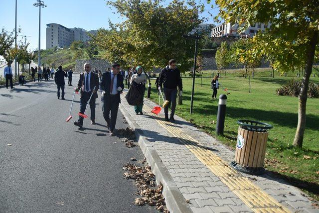 Düzce Üniversitesi temiz çevre konusunda farkındalık oluşturuyor