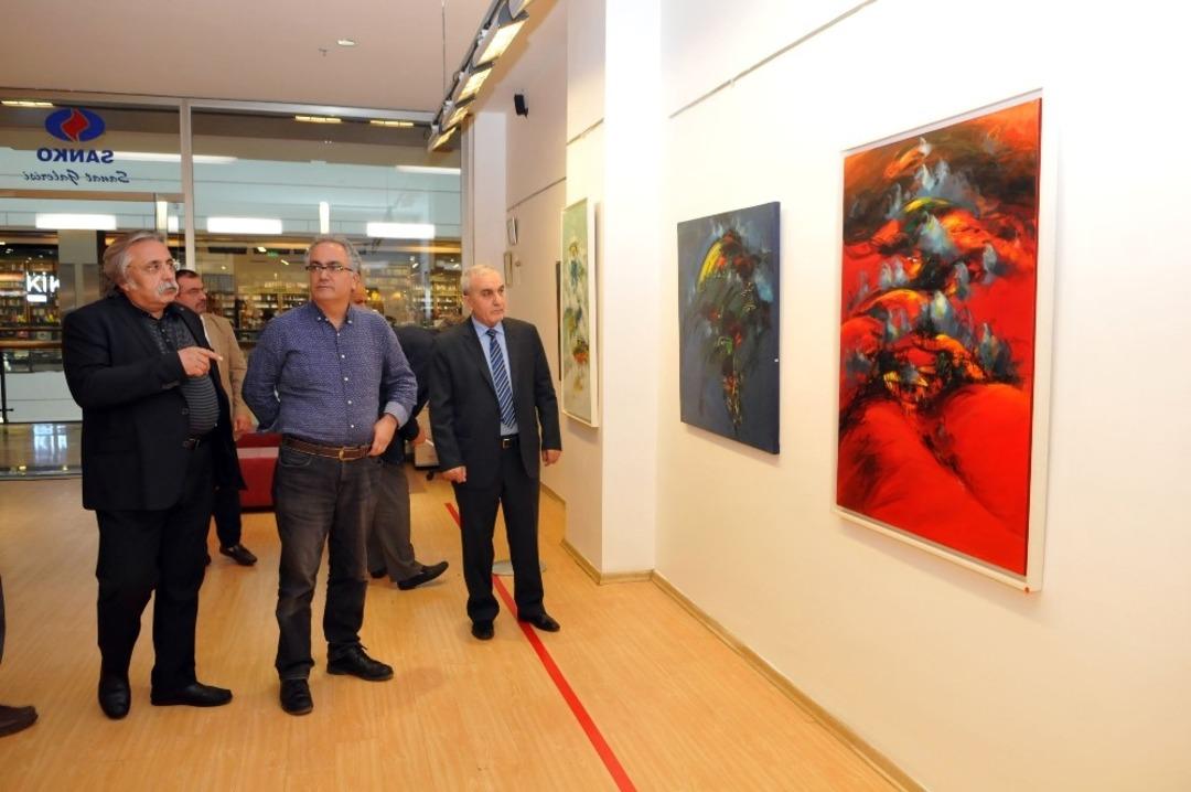 Ekrem Kutlu&rsquo;nun resim sergisine ilgi