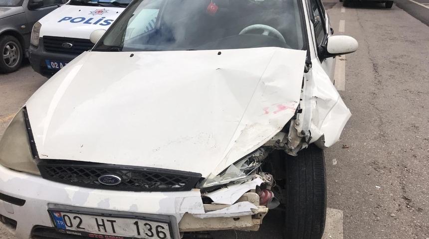 Adıyaman&rsquo;da zincirleme kaza: 4 yaralı