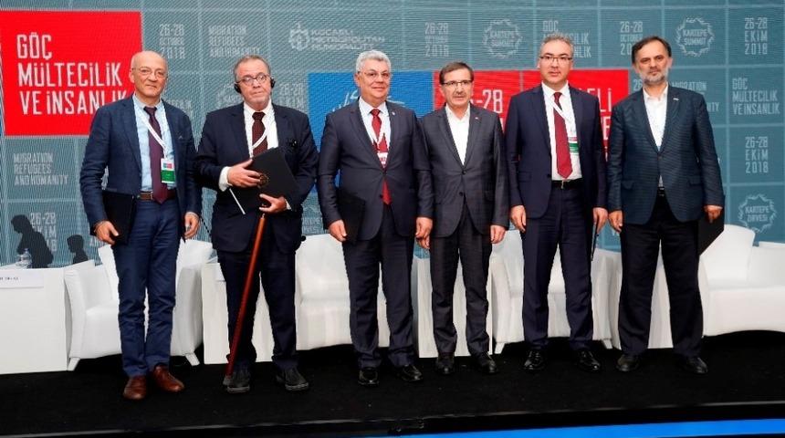 Türkiye’nin göçle mücadelesi takdir ediliyor