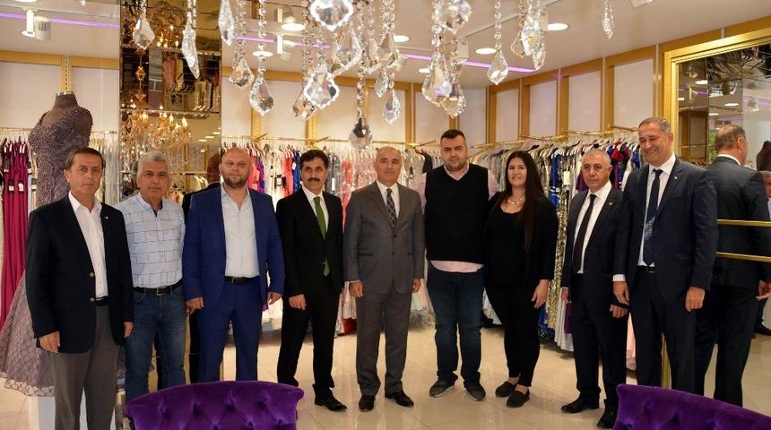 Salihli&rsquo;de indirim yapan esnafa teşekk&uuml;r