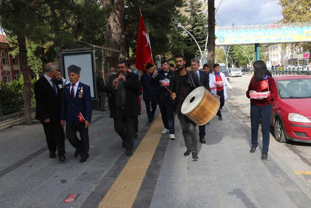 Emekli polisin Cumhuriyet coşkusu