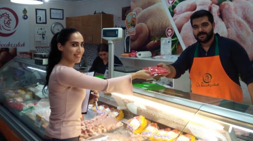 S&ouml;ke Belediyesinden 7 bin bayrak