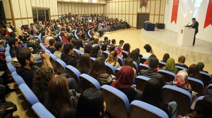 &ldquo;Avrupa Birliğinde Sosyal Politika Uygulamaları&rdquo; SD&Uuml;&rsquo;de ele alındı