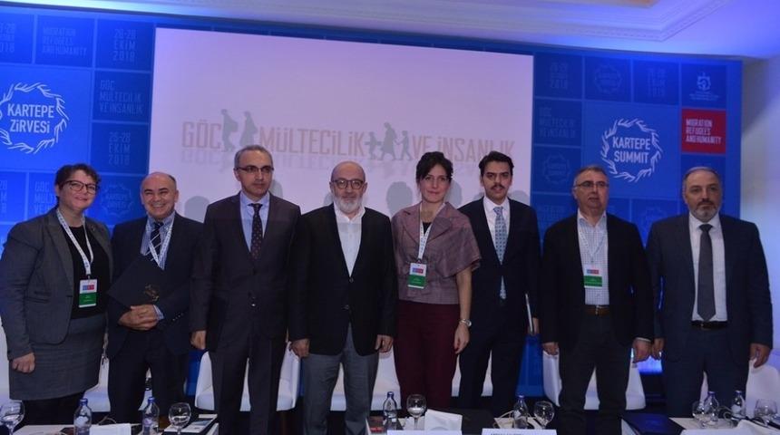 Zirve&rsquo;de eğitimin &ouml;nemi tartışıldı