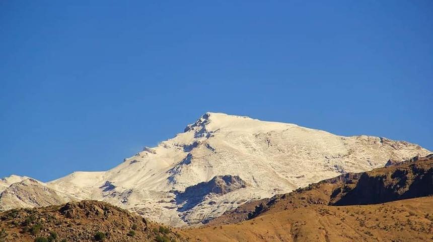 Batman&rsquo;a mevsimin ilk karı yağdı