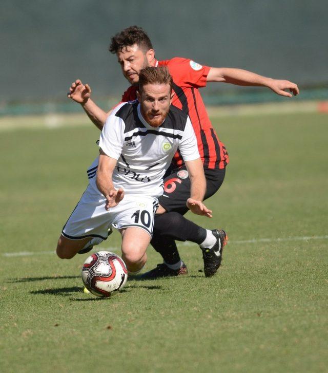 TFF 2. Lig: Manisa BBSK: 3 - Fatih Karagümrük: 1